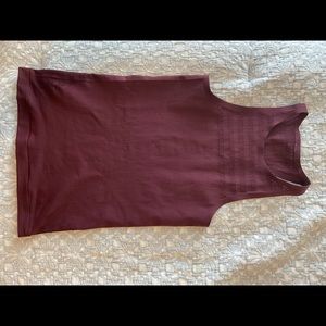 Lululemon tank